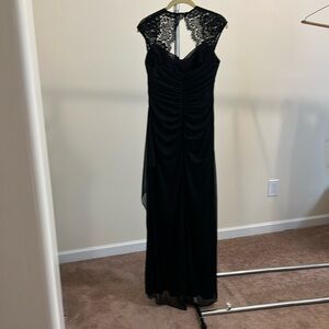 Front length dress by Xscape.